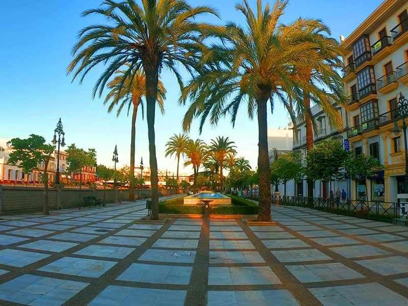 Chiclana-Cabana-Parking-Blue 奇克拉纳－德拉弗龙特拉 外观 照片