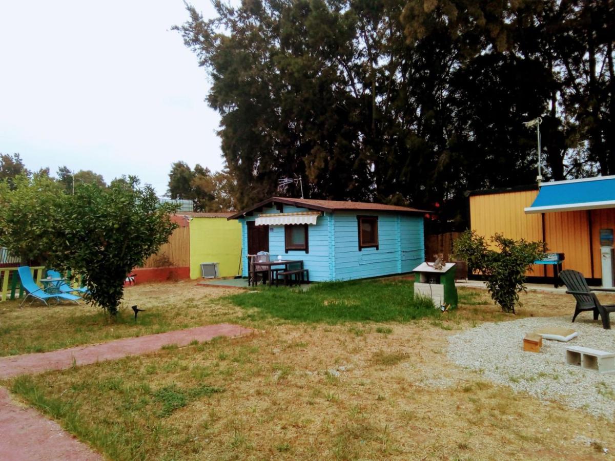Chiclana-Cabana-Parking-Blue 奇克拉纳－德拉弗龙特拉 外观 照片